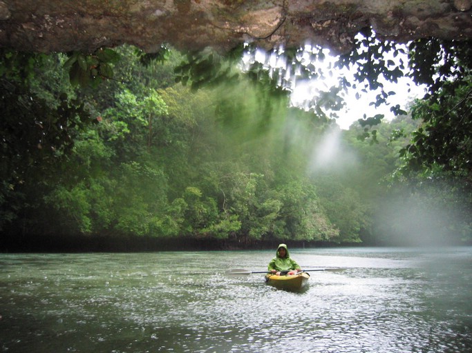 IMG_1625.JPG - Kayaking with Jake from Sam's